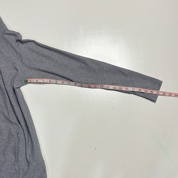 Lululemon Make A Move Long Sleeve in Heathered Battleship - Picture 10 of 10